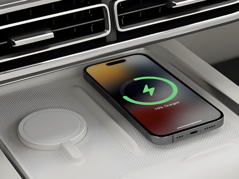 車載無線充：充電導(dǎo)航兩不誤，智慧出行新體驗